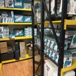 polični regali za trgovino